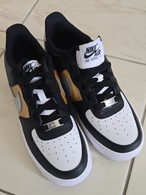 Nike Big Kids Air Force 1 Low - Black, White & Gold